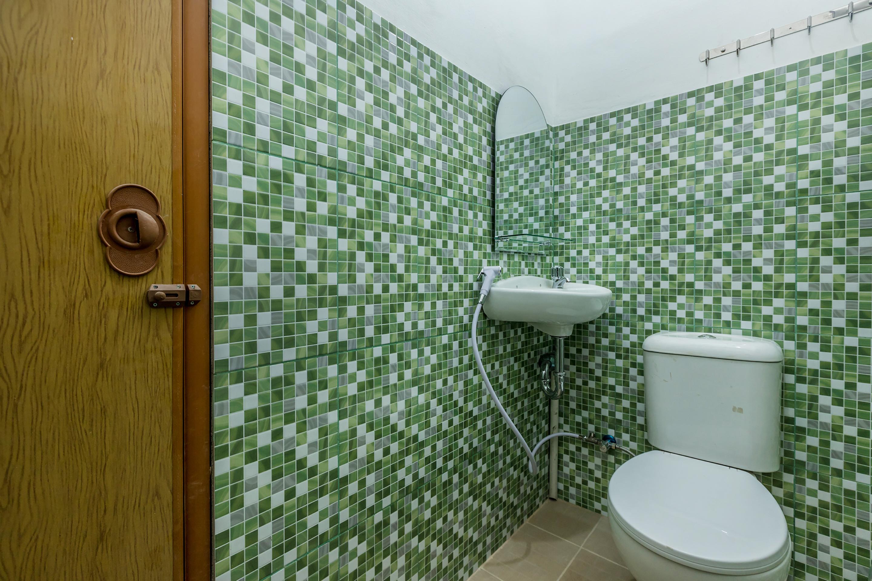 Super Oyo 1487 Residence Khoe Jakarta Buitenkant foto